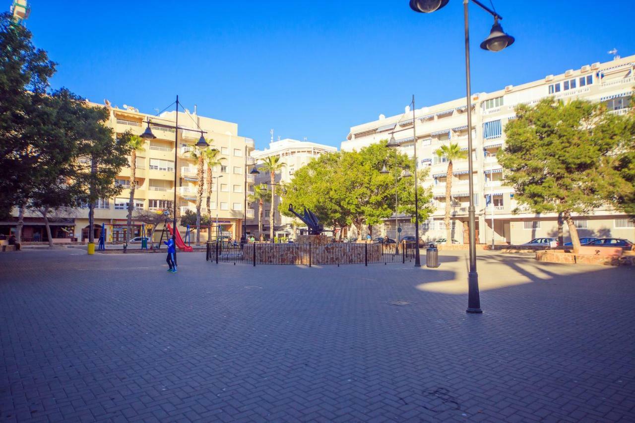 Deluxe Apartment Playa Del Cura Torrevieja Exterior photo